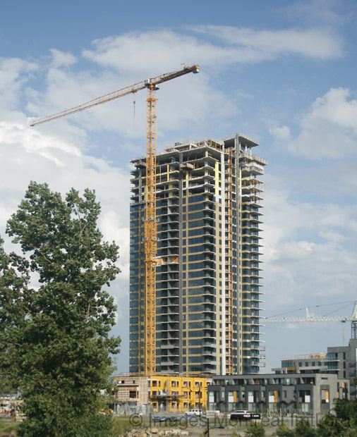 Condo Evolo