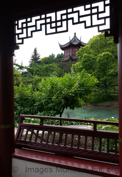 /Chinese Garden - Montreal Botanical Garden