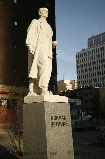 /Norman Bethune Monument