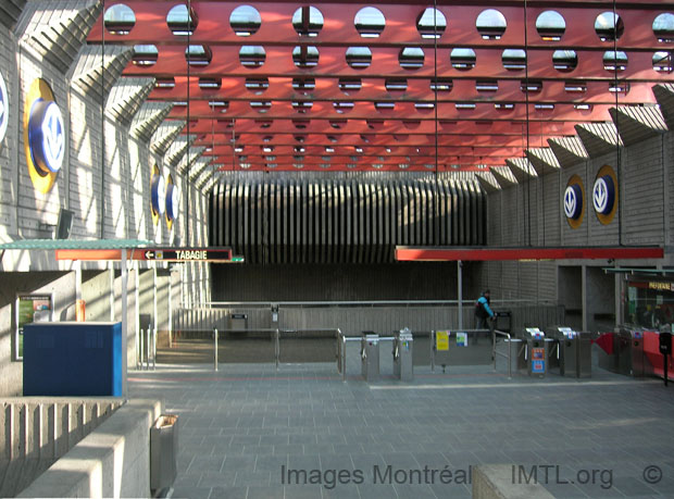 /Préfontaine Metro Station
