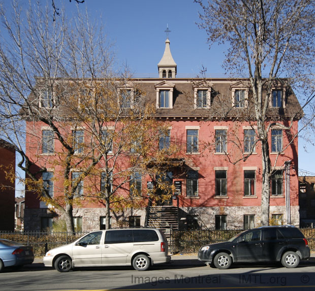 /École Saint-Jean l'Évangéliste