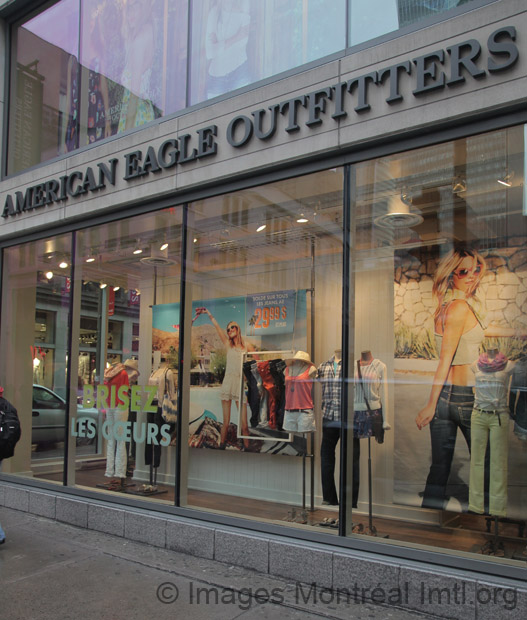 American Eagle Outfitters, Picture